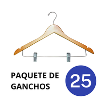 Cargar imagen en el visor de la galería, Ganchos Hoteleros de Madera para Ropa Color Natural