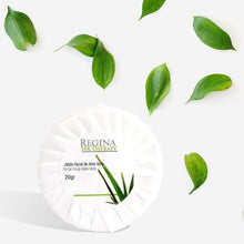 Cargar imagen en el visor de la galería, Regina Spa Therapy-Jabon Redondo Facial hecho a base de esencias Aloe Vera de 20 gr. Caja con 100 piezas Amenidades Hoteleras, Airbnb.