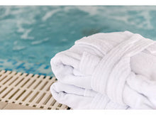 Cargar imagen en el visor de la galería, Bata Hotelera De Niño Terciopelo 100% Algodón