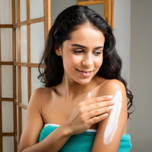 Cargar imagen en el visor de la galería, Regina Spa Therapy Set de Shampoo y Acondicionador Miel de Abeja y Crema Corporal de Coco. / 5 litros Refil