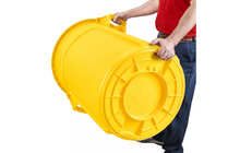 Cargar imagen en el visor de la galería, Rubbermaid Brut-Contenedor de 55 galones multiusos de alta calidad.