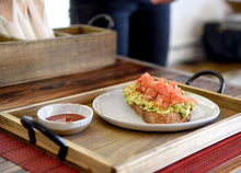 Cargar imagen en el visor de la galería, Front of the House FOH | Charola de madera rústica Asheville 13" x 9" color Cidra 4 piezas