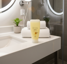 Cargar imagen en el visor de la galería, 250 piezas de Shampoo Esencias De Miel Regina Spa Therapy 40 Ml
