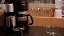 Cargar imagen en el visor de la galería, Máquina De Café Krups Latteccino
